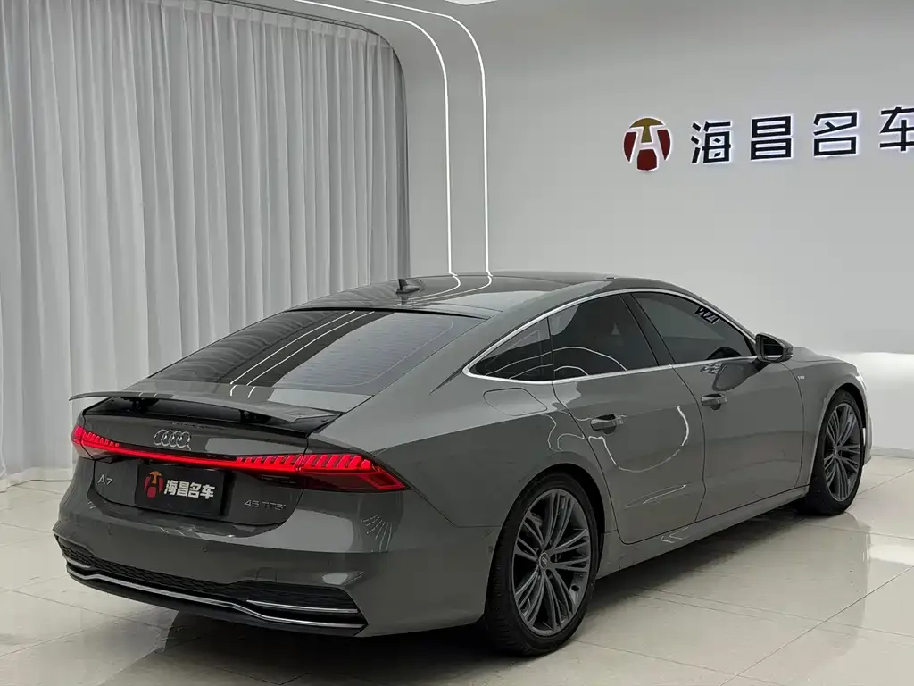Audi A7 — фото 3