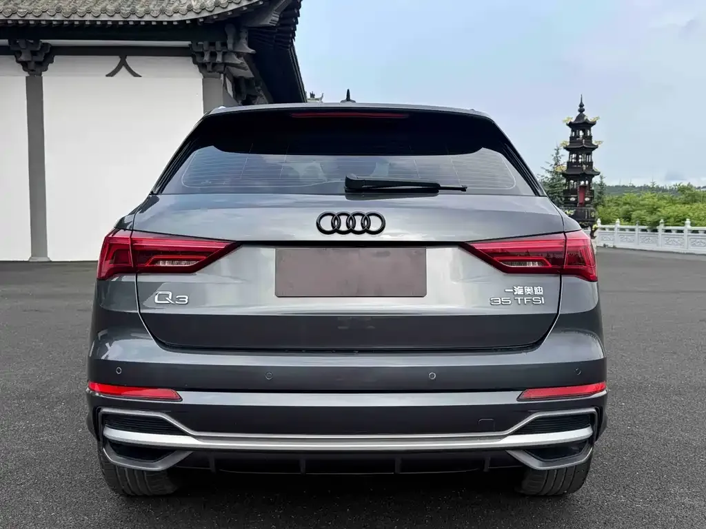 Audi Q3 — фото 2