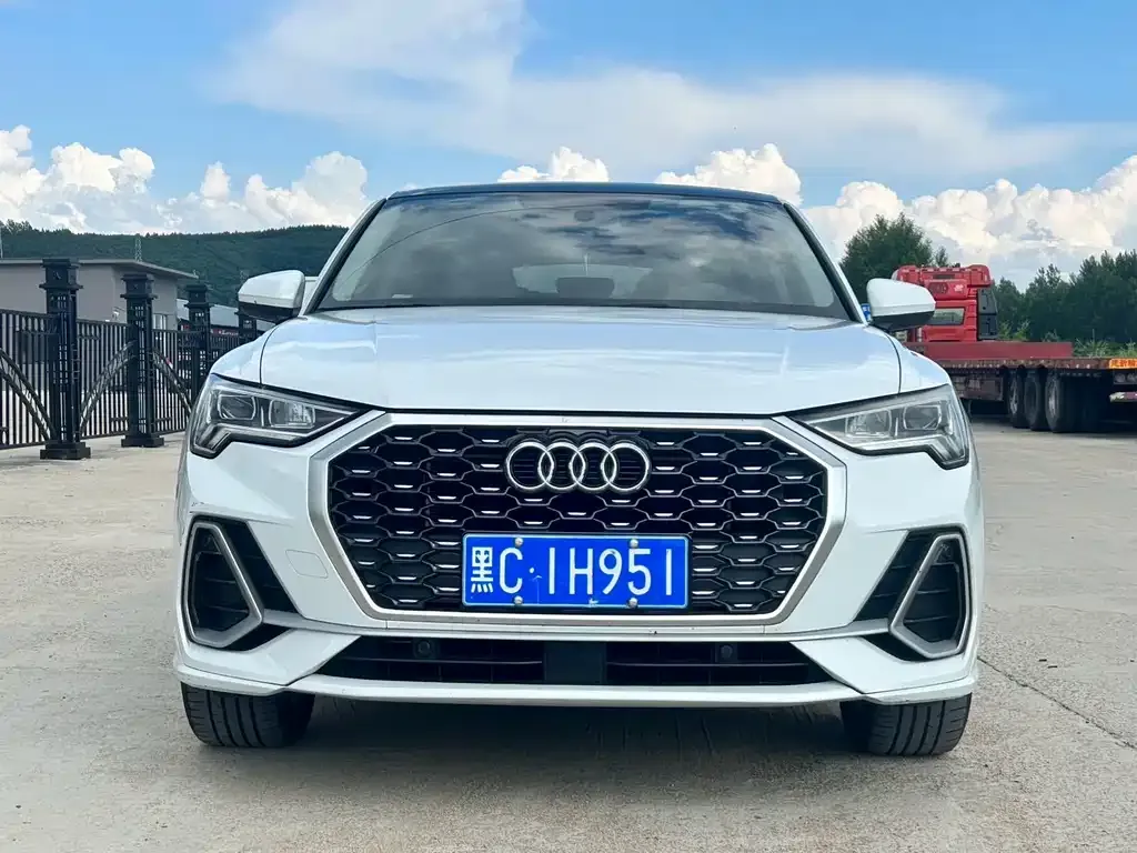 Audi Q3 Sportback 2022 из CN, фото 8