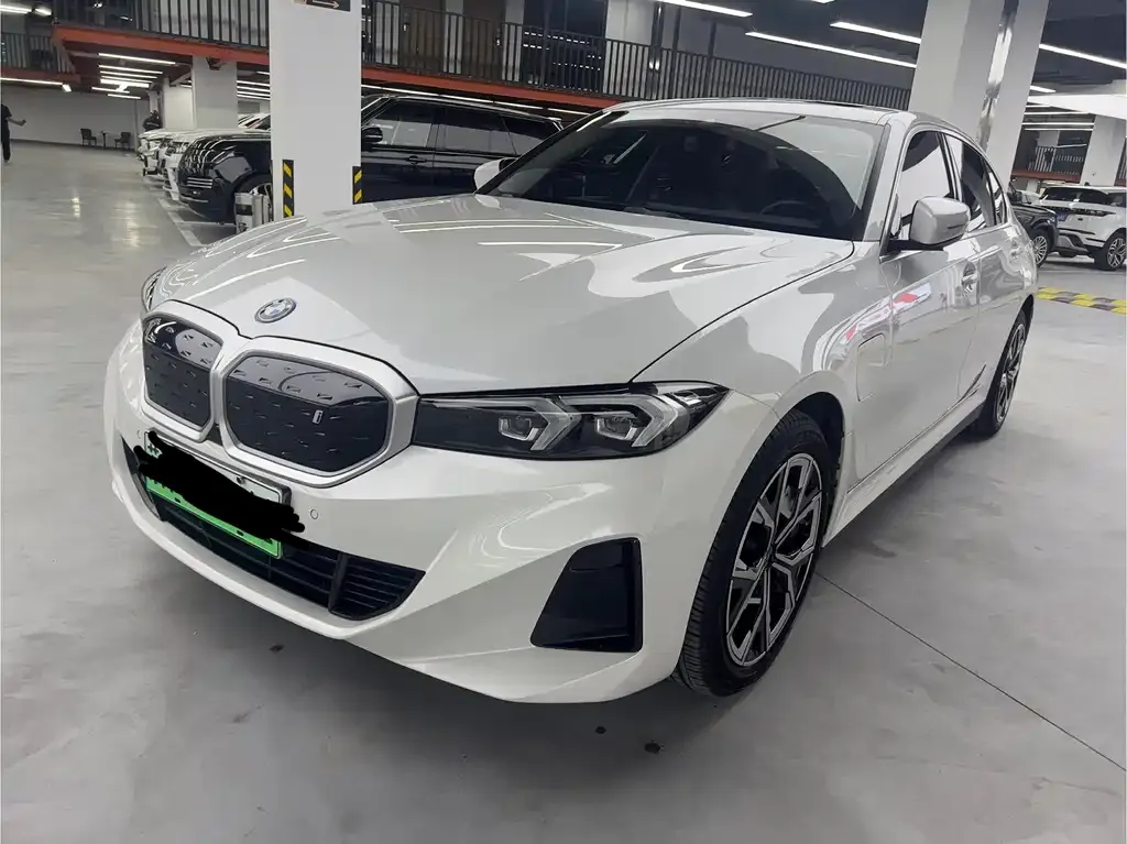 BMW i3 — фото 1