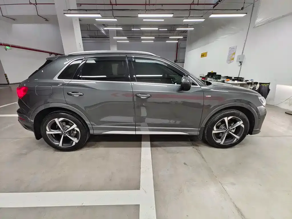 Audi Q3 — фото 10