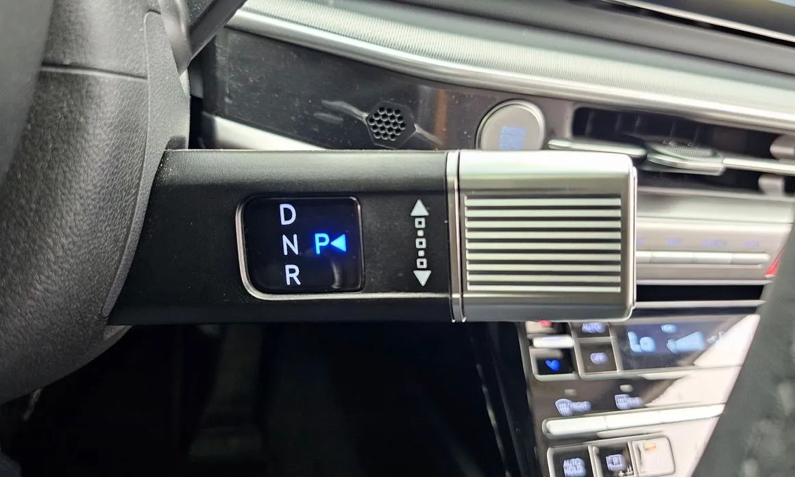 Hyundai Grandeur 2023 из KR, фото 3