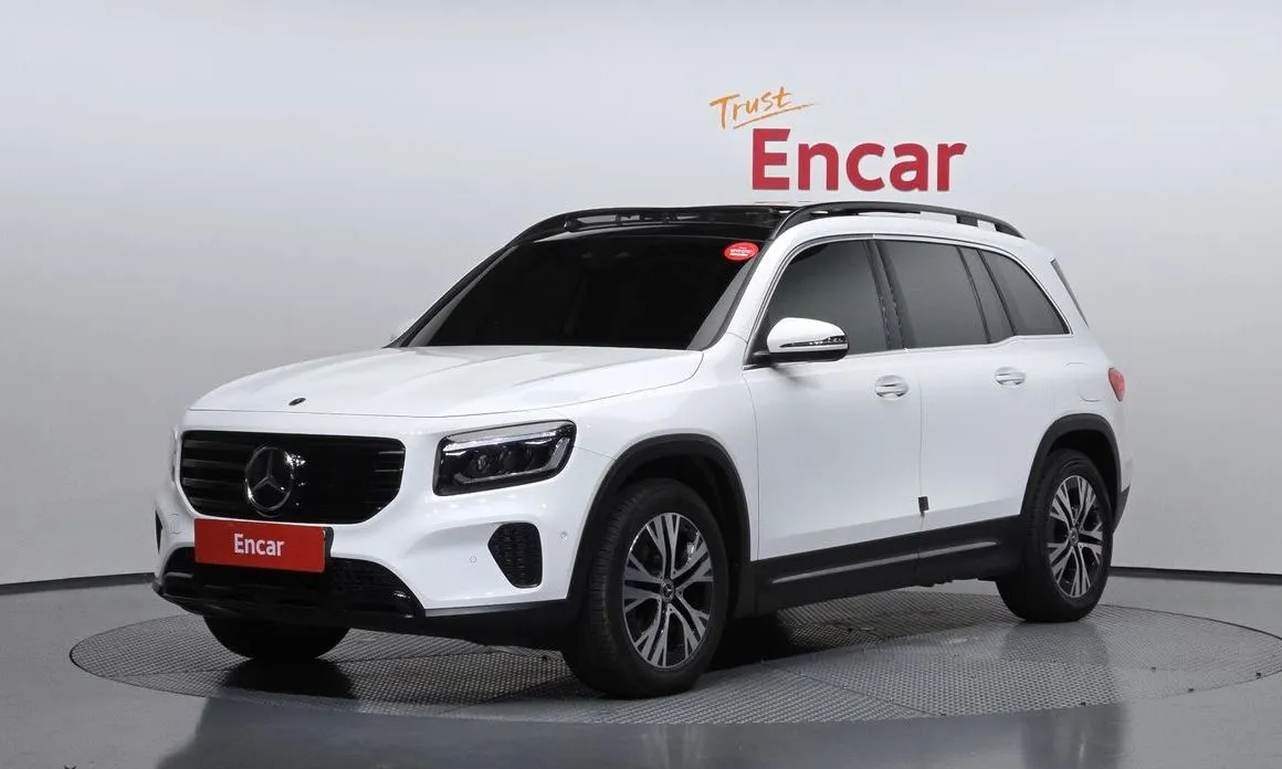 Mercedes-Benz GLB-Class — фото 1