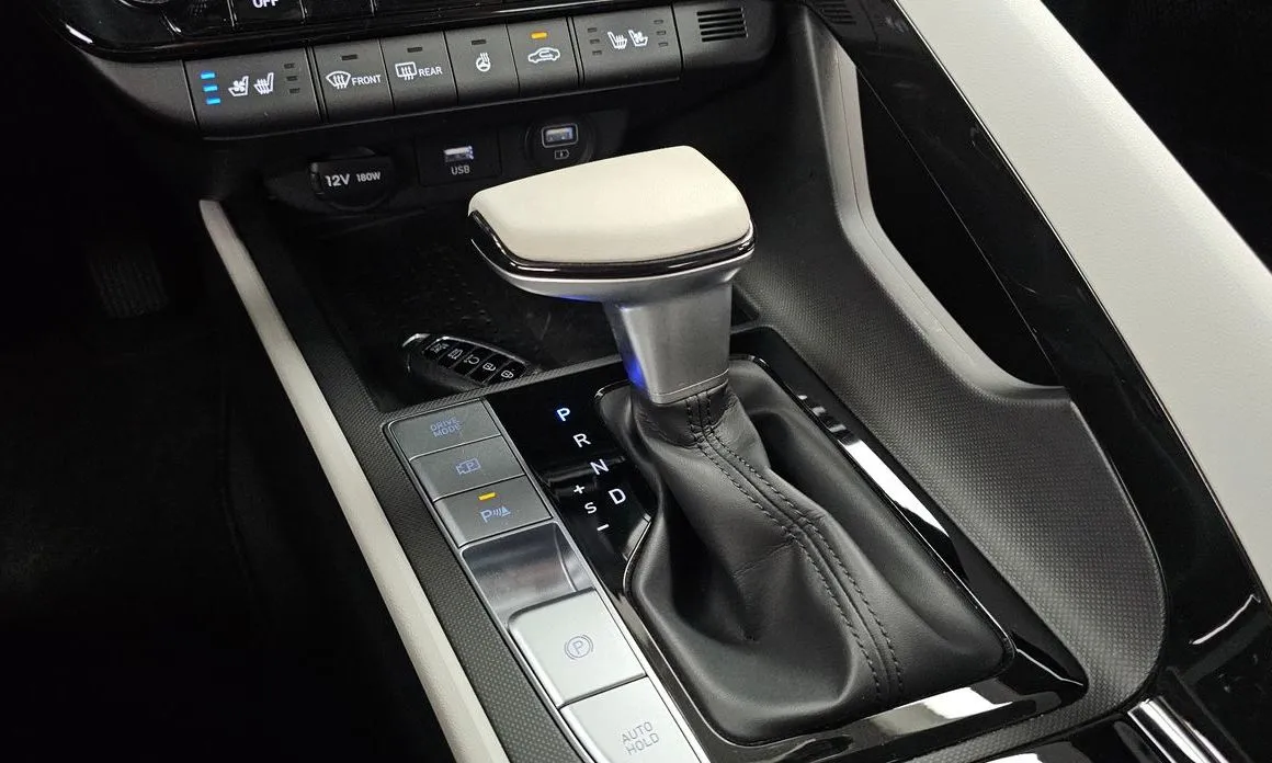 Hyundai AVANTE — фото 6