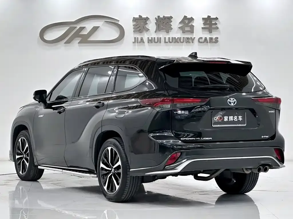 Toyota Crown Kluger 2024 из CN, фото 9