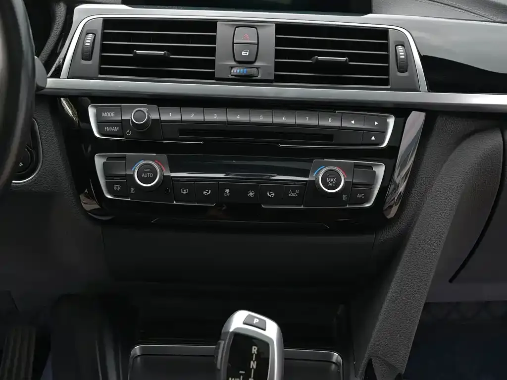BMW 3 Series GT — фото 5