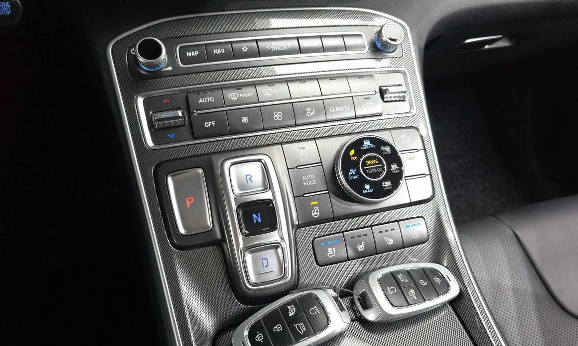 Hyundai Santafe — фото 6