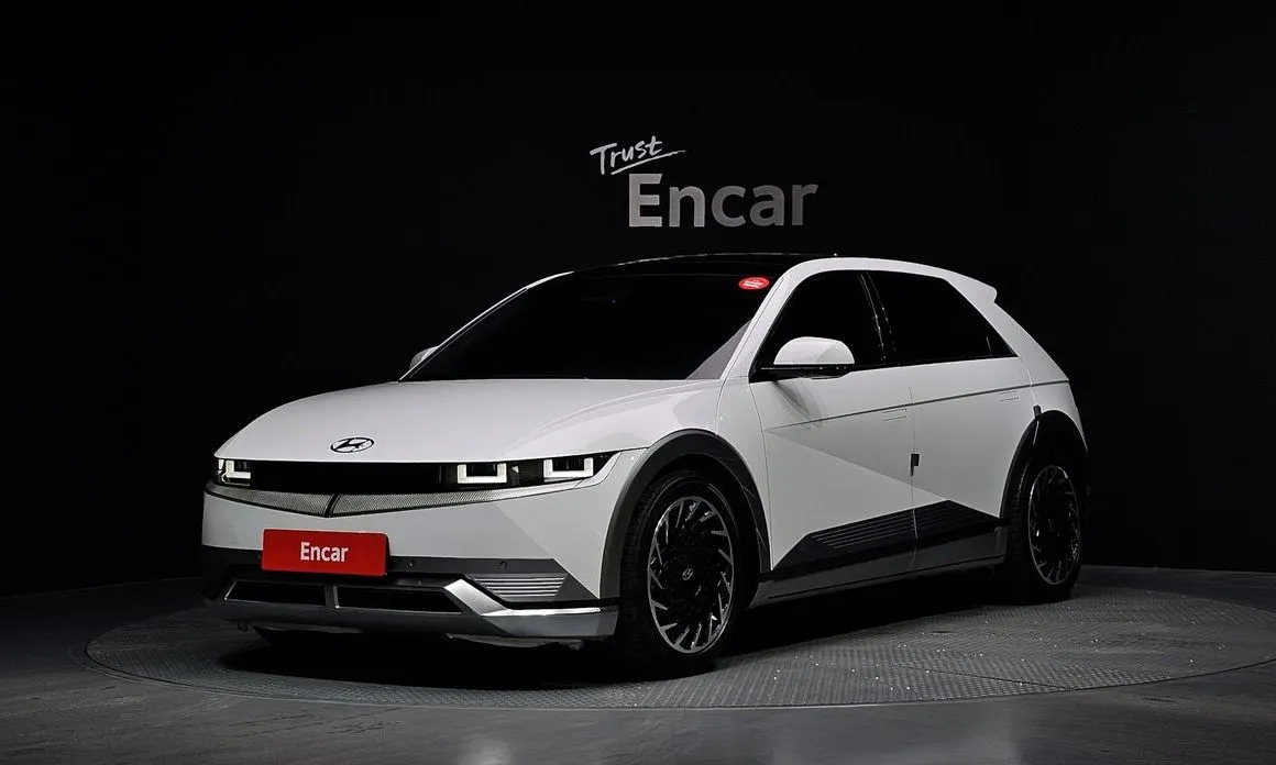Hyundai Ioniq5 — фото 1