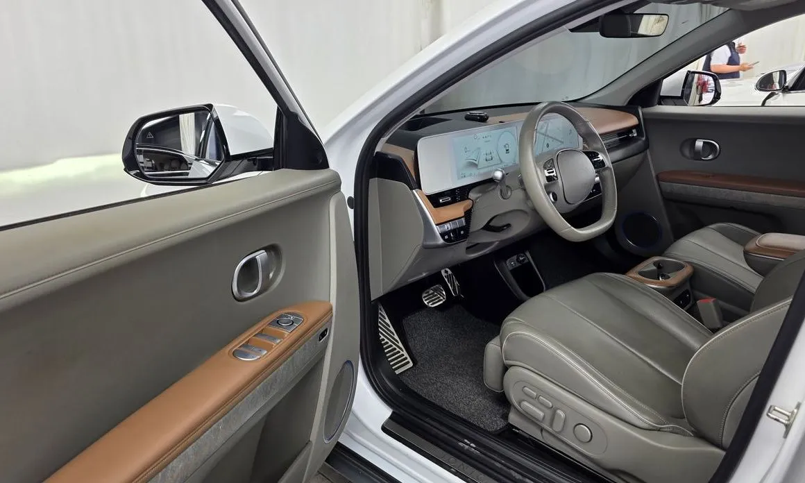 Hyundai Ioniq5 — фото 8