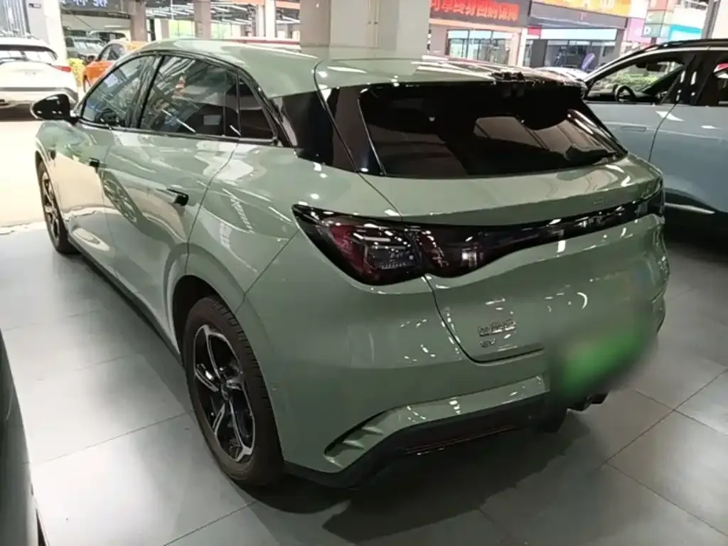 BYD Seal 06GT — фото 9