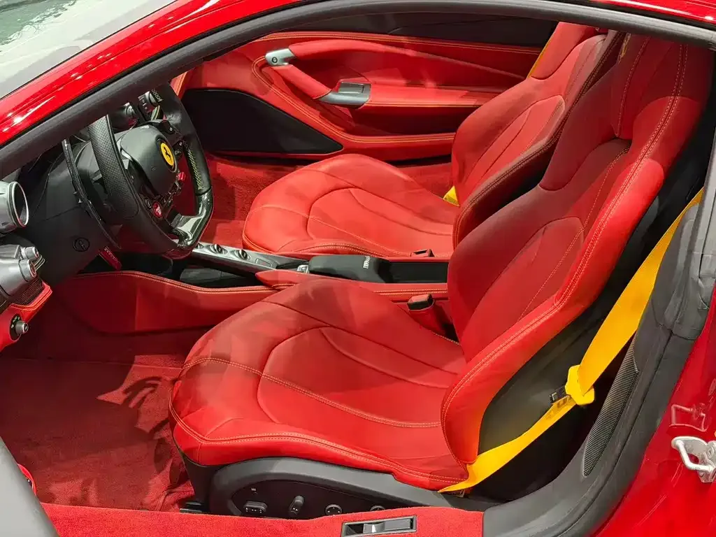 Ferrari F8 — фото 5