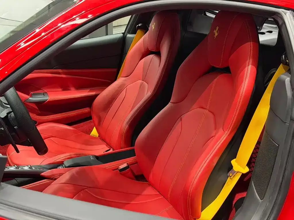 Ferrari F8 — фото 6