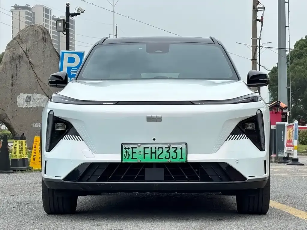 Geely Galaxy L7