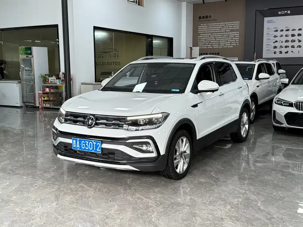 Volkswagen T-Cross — фото 1