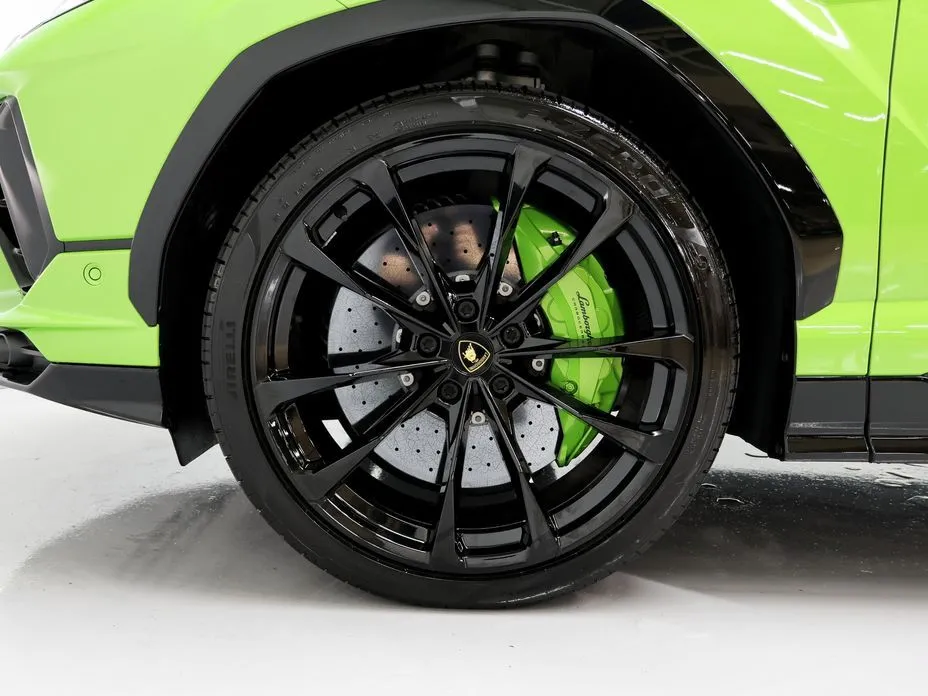 Lamborghini Urus — фото 5