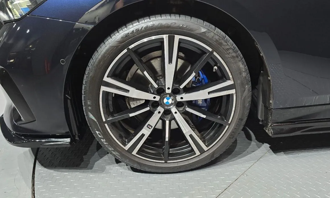 BMW 5-Series 2024 из KR, фото 10