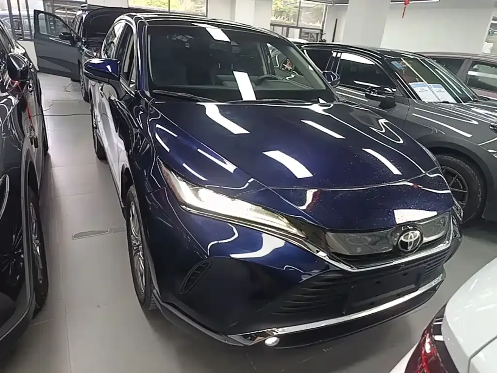 Toyota Harrier — фото 3