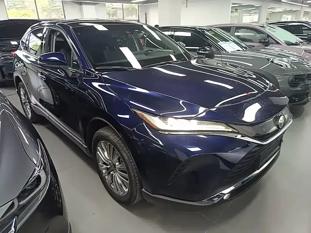 Toyota Harrier — фото 9