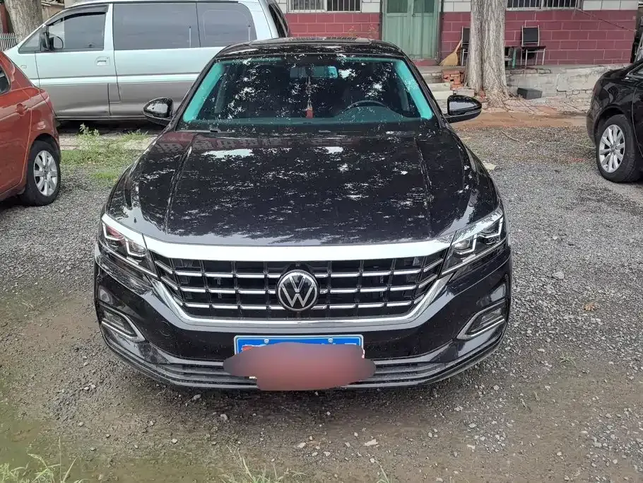 Volkswagen Passat — фото 10