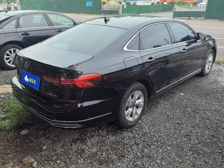 Volkswagen Passat — фото 7