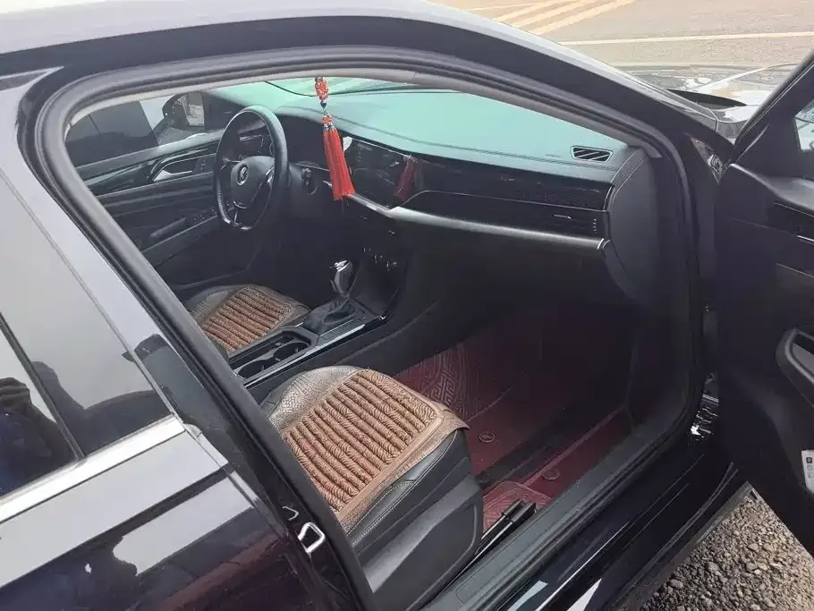 Volkswagen Passat — фото 6