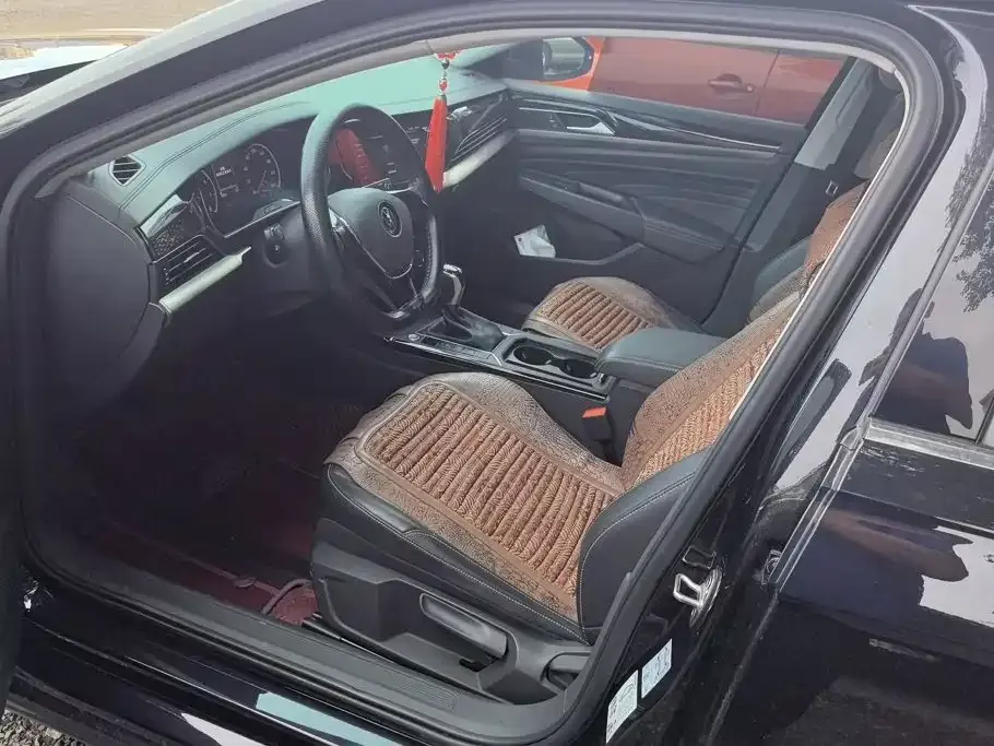 Volkswagen Passat — фото 3