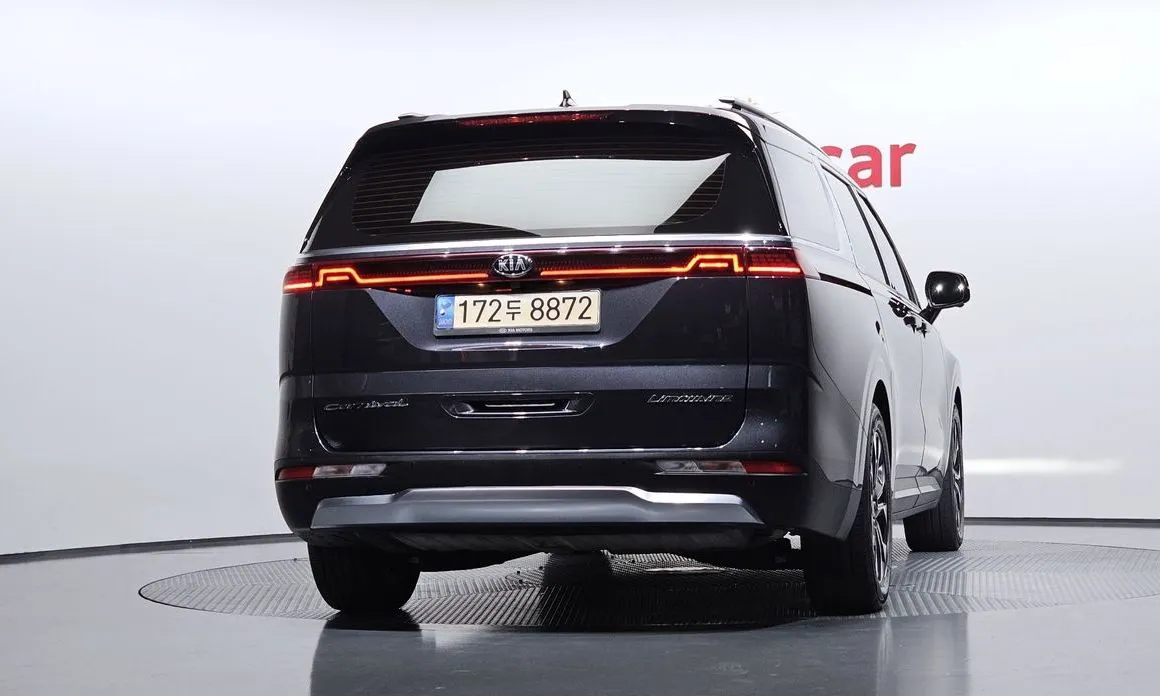 Kia Carnival — фото 4