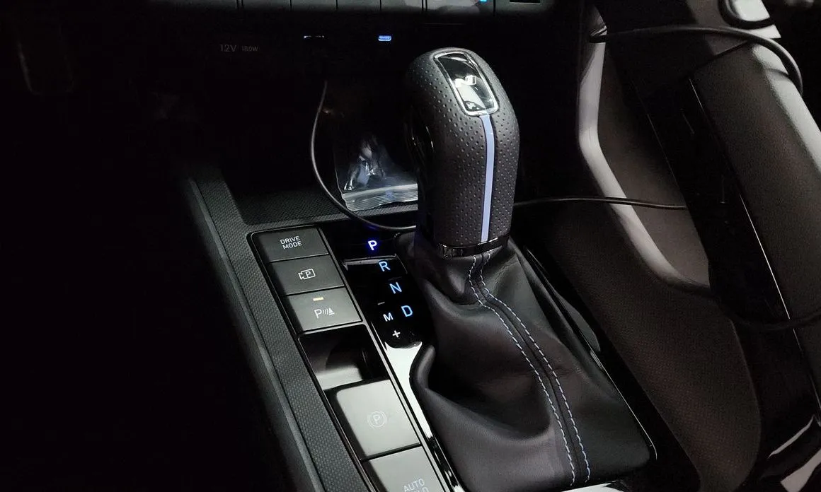Hyundai AVANTE — фото 6