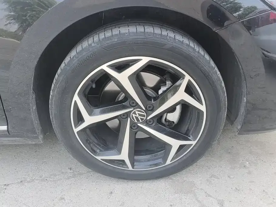 Volkswagen Passat — фото 6