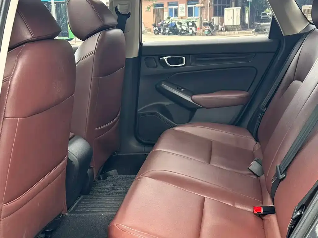Honda Civic 2022 из CN, фото 2