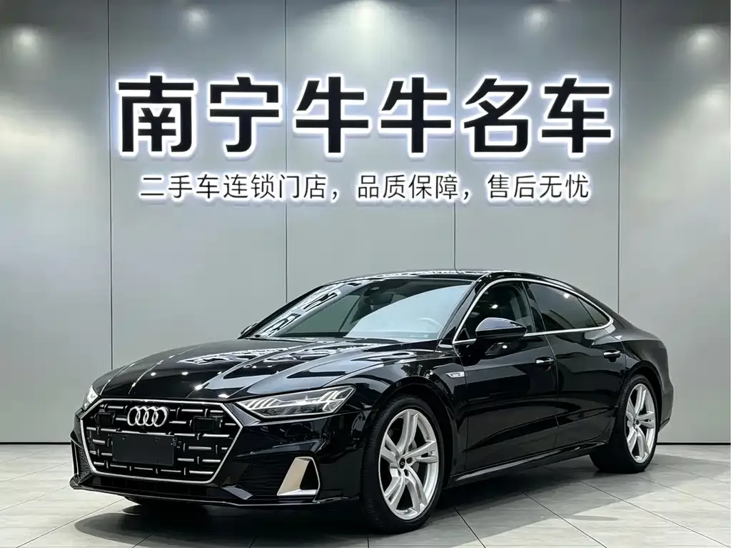 Audi A7L — фото 1