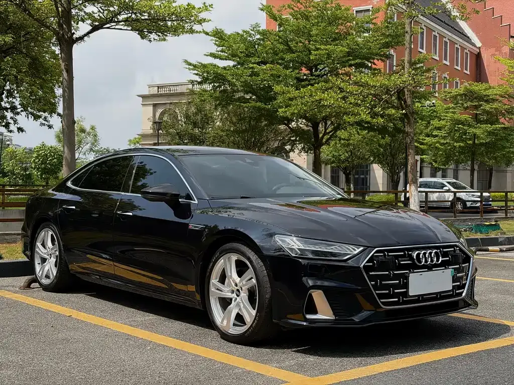 Audi A7L — фото 3