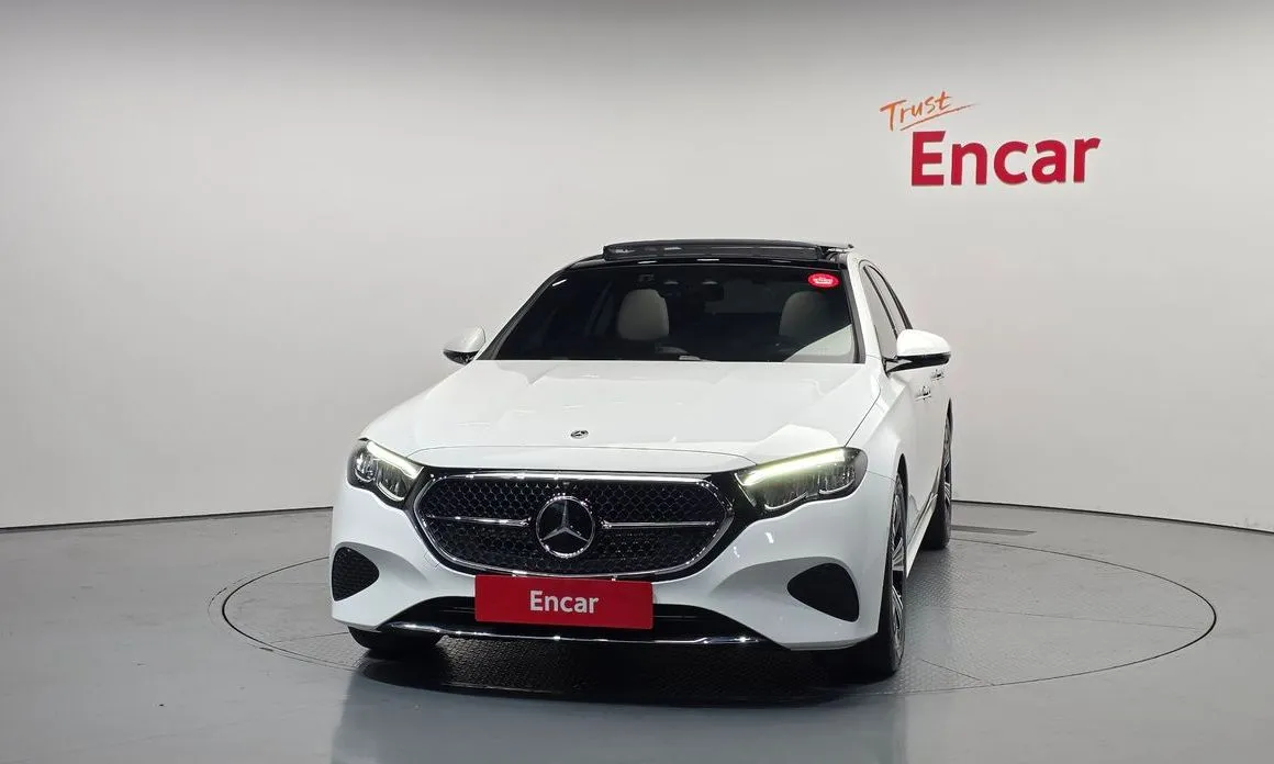 Mercedes-Benz E-Class 2024 из KR, фото 2