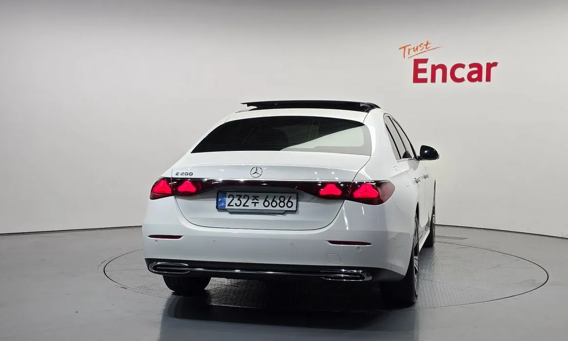 Mercedes-Benz E-Class 2024 из KR, фото 3