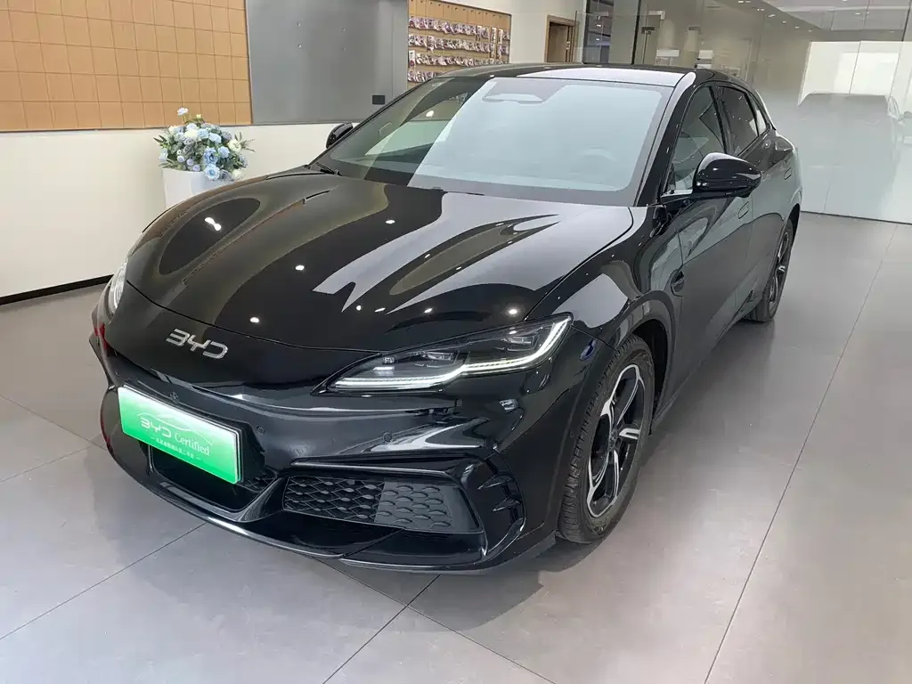 BYD Seal 06GT — фото 1