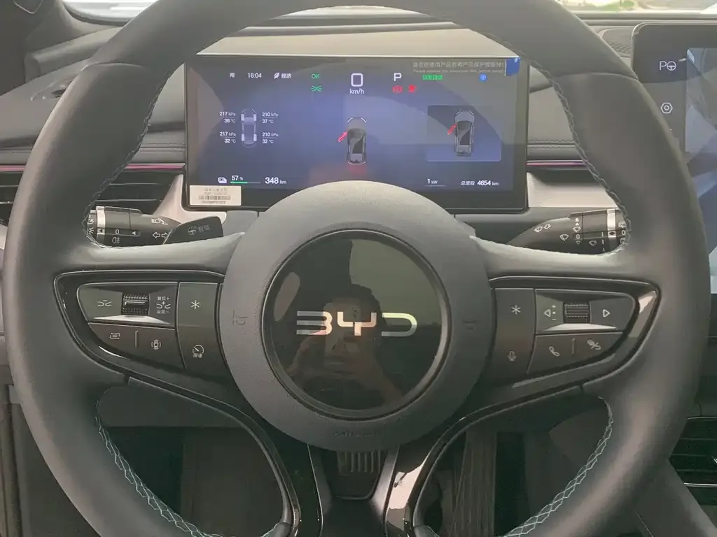 BYD Seal 06GT — фото 9