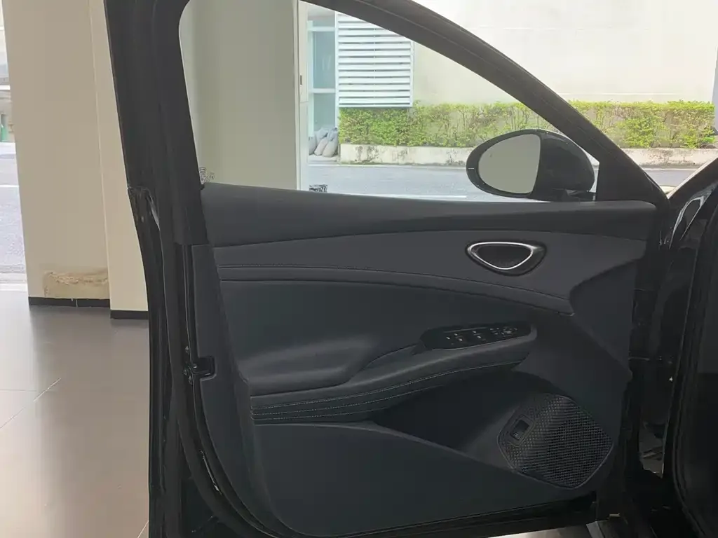 BYD Seal 06GT — фото 6