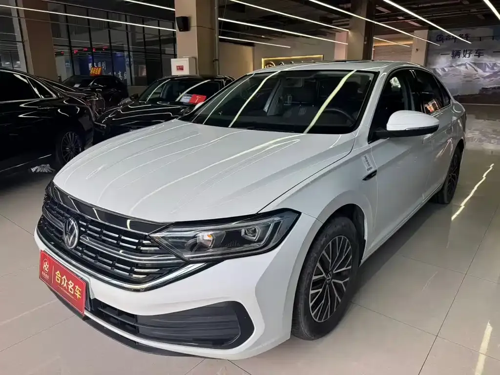 Volkswagen Sagitar