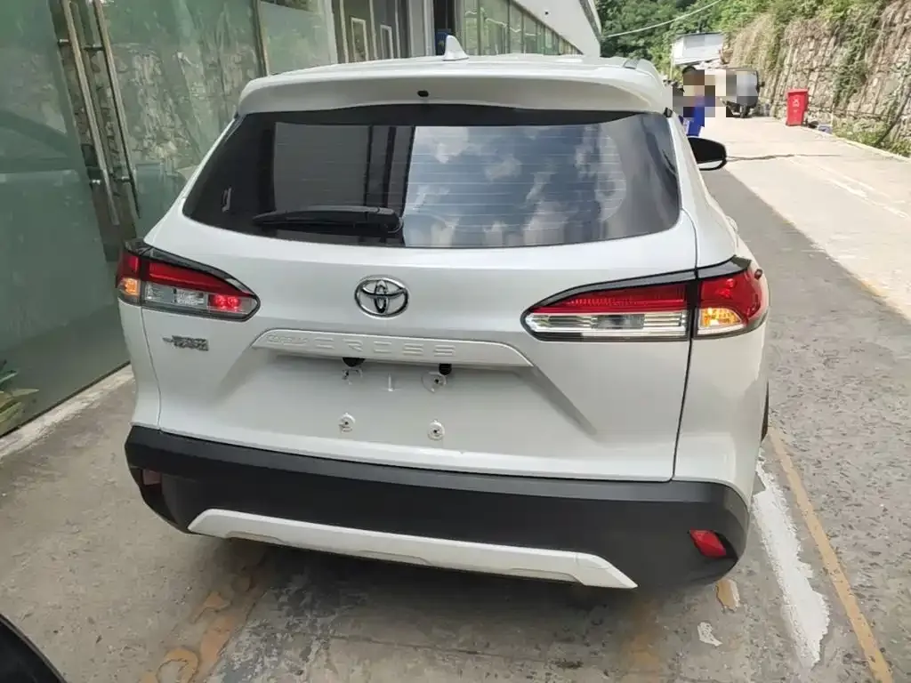 Toyota Corolla Cross — фото 6