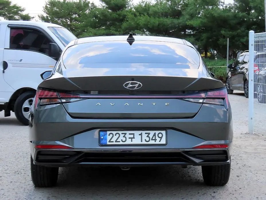 Hyundai AVANTE — фото 8