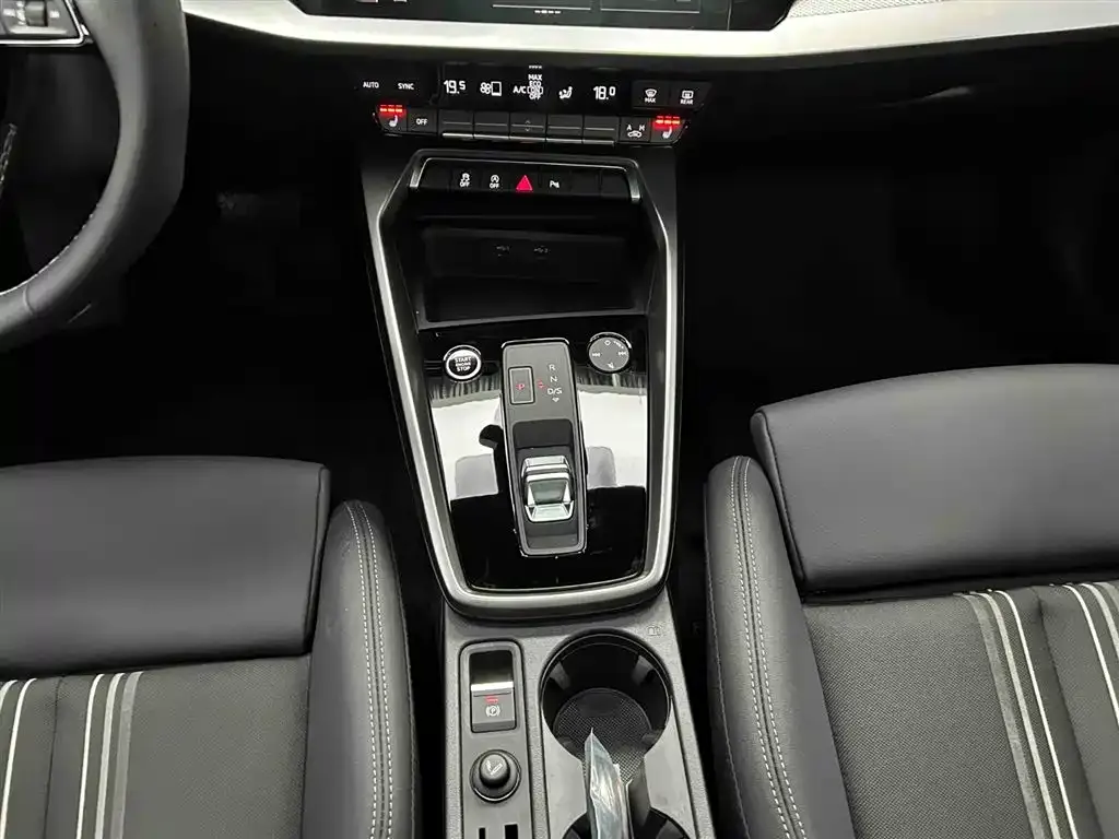 Audi A3 — фото 10