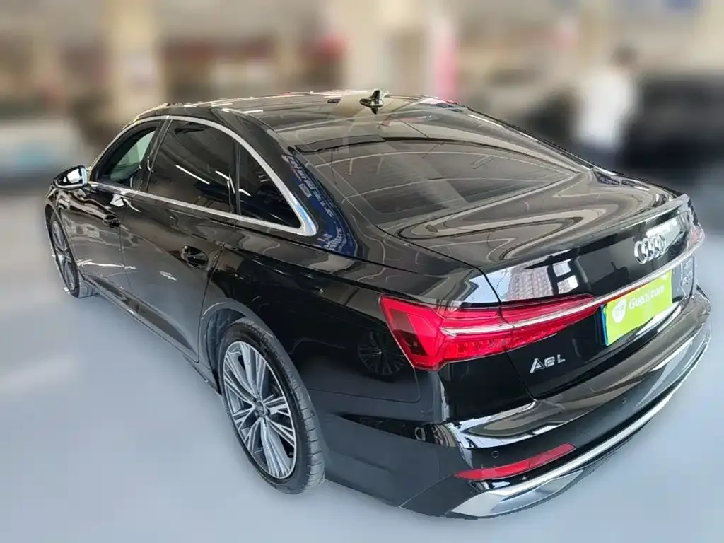 Audi A6L — фото 6