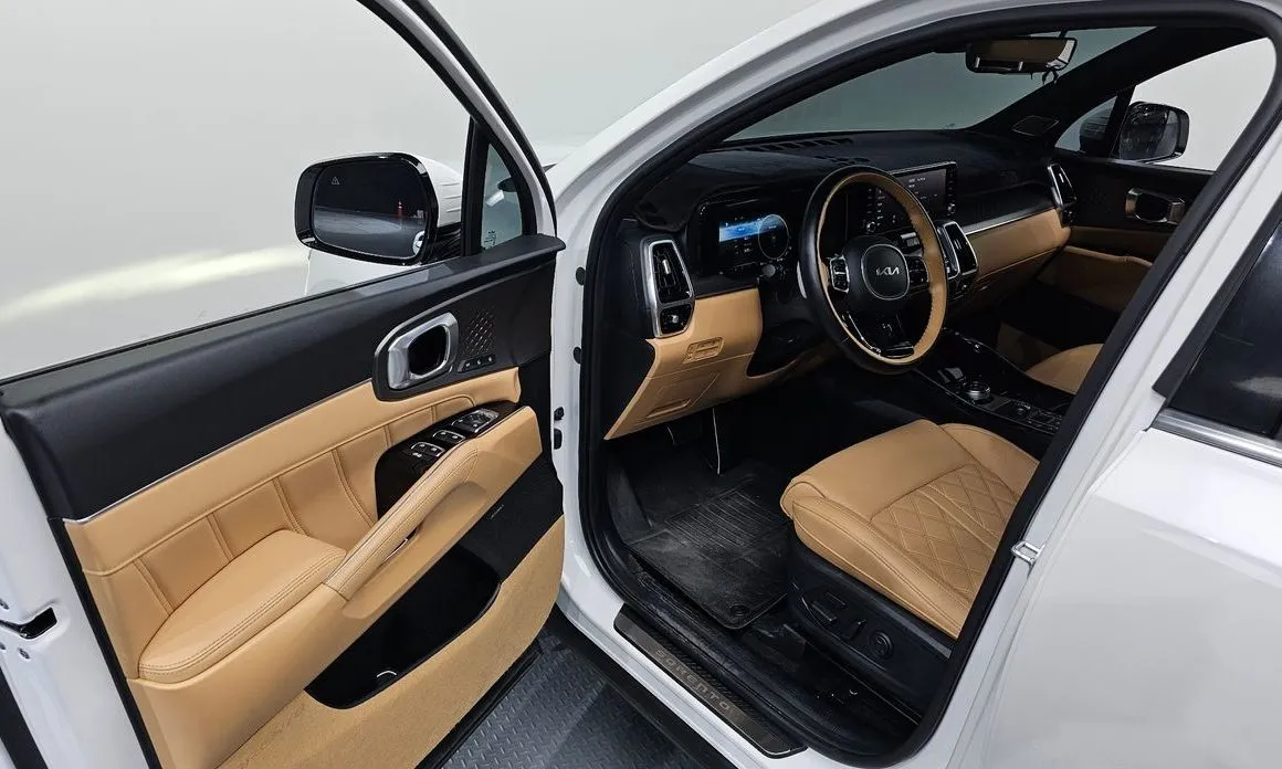 Kia Sorento — фото 8