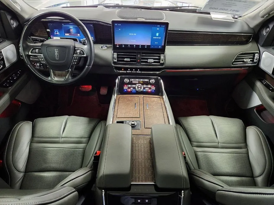 Lincoln Navigator — фото 10