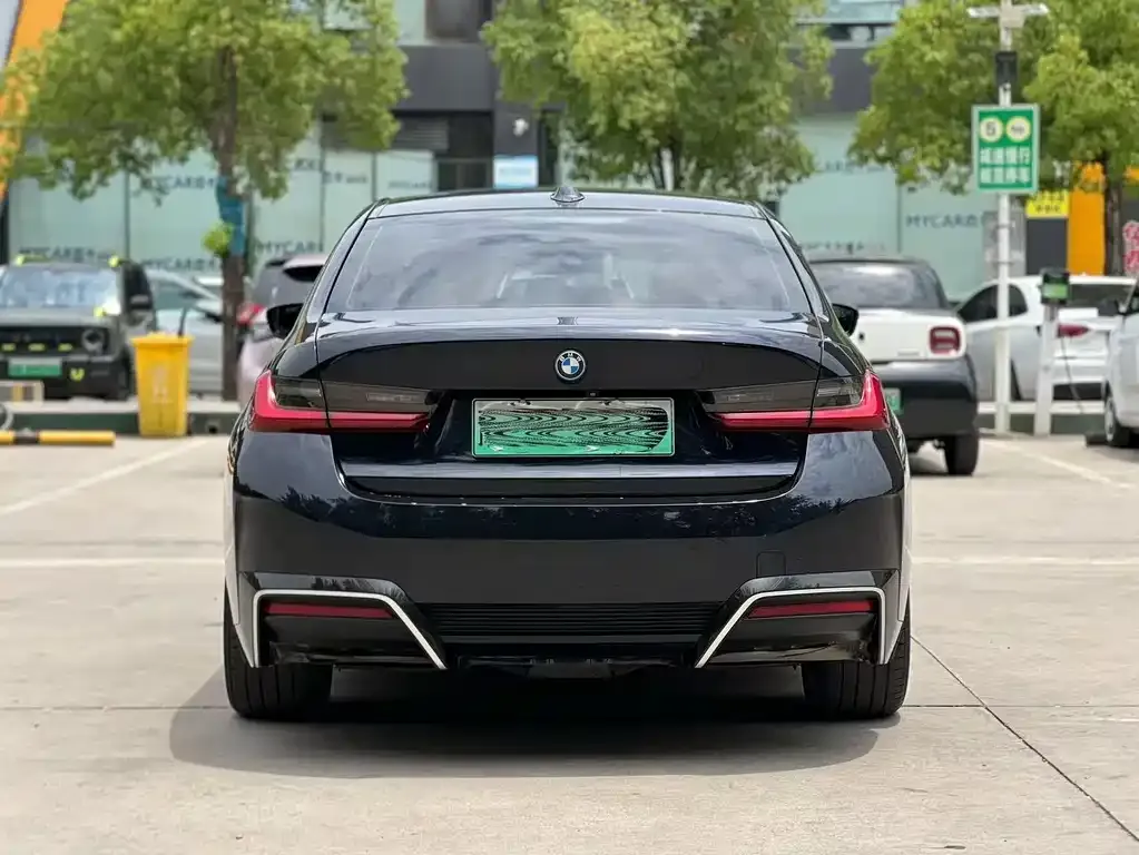BMW i3 — фото 4