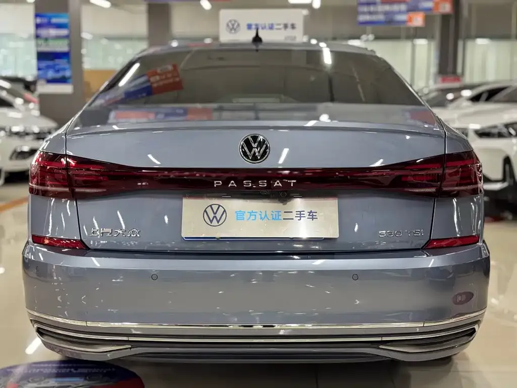 Volkswagen Passat — фото 9