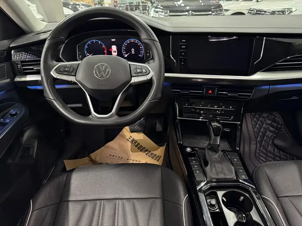 Volkswagen Passat — фото 7