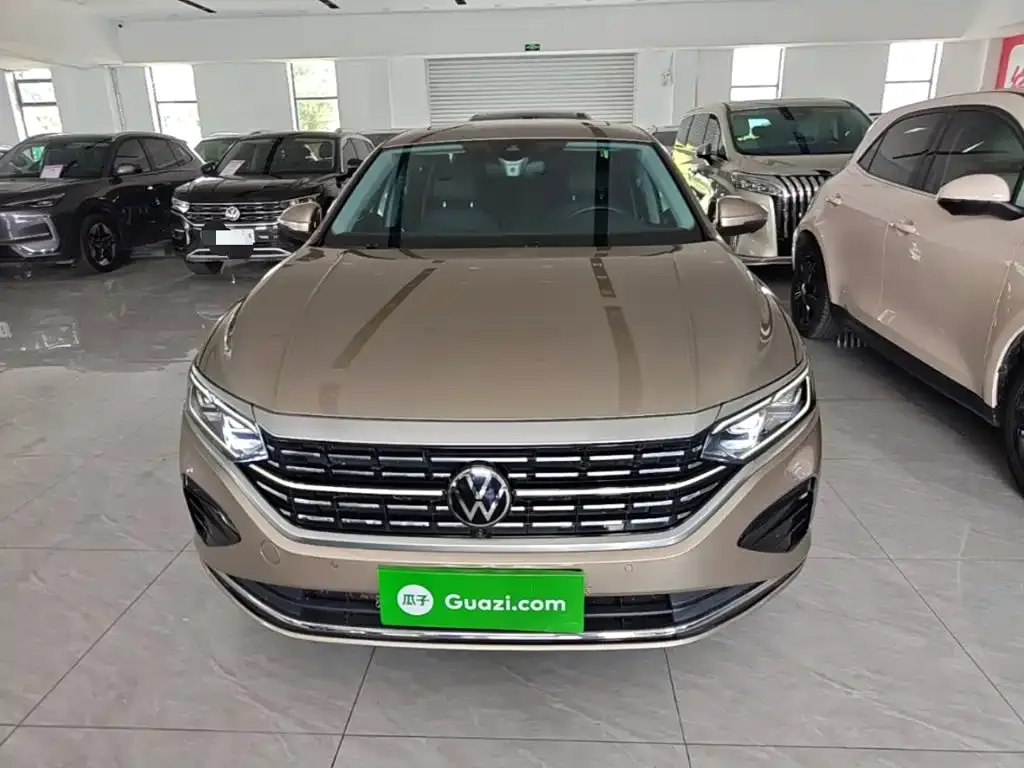 Volkswagen Passat — фото 8
