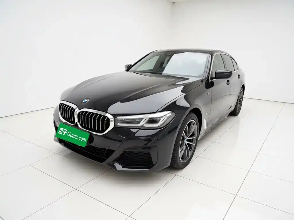 BMW 5 Series — фото 2