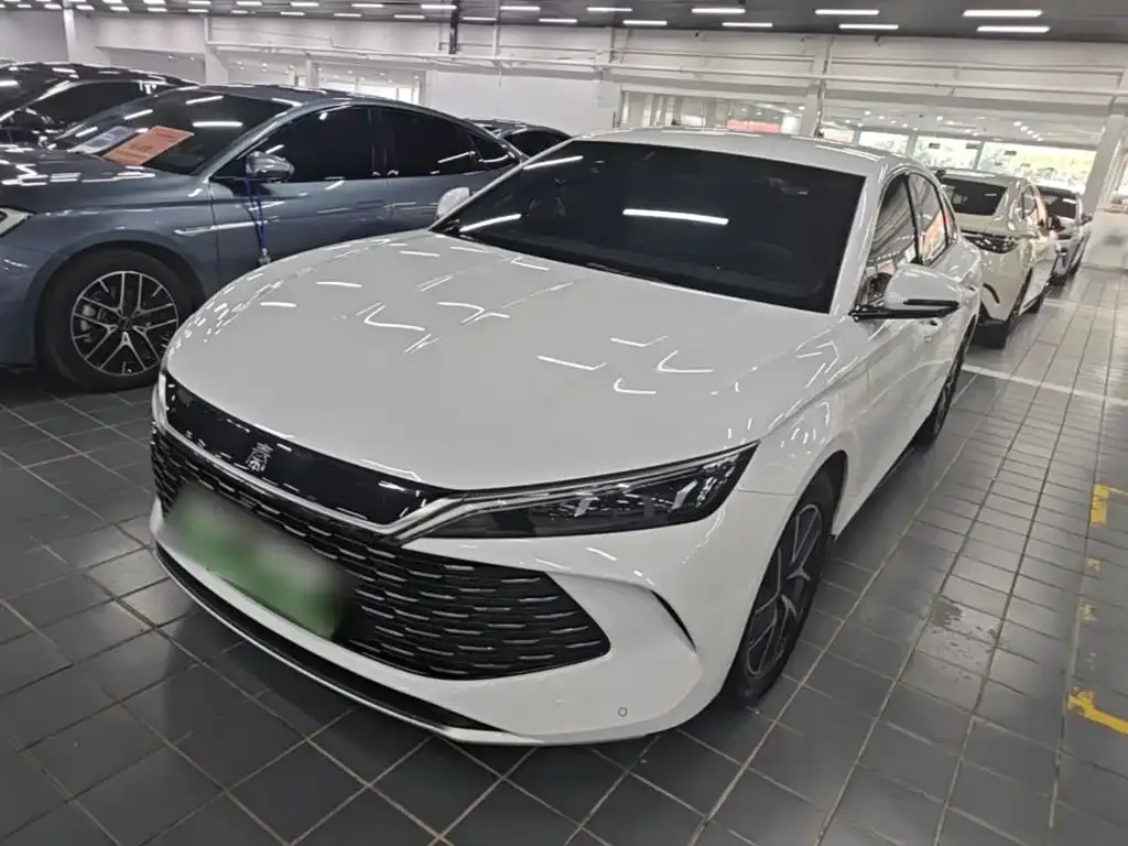 BYD Qin L — фото 1